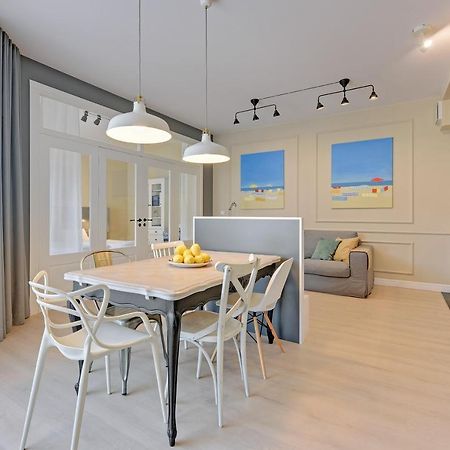 Dom & House Apartment Neptun Park Comfort Danzica Esterno foto